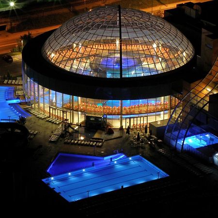 Hotel Thermana Park Lasko**** Superior Екстериор снимка