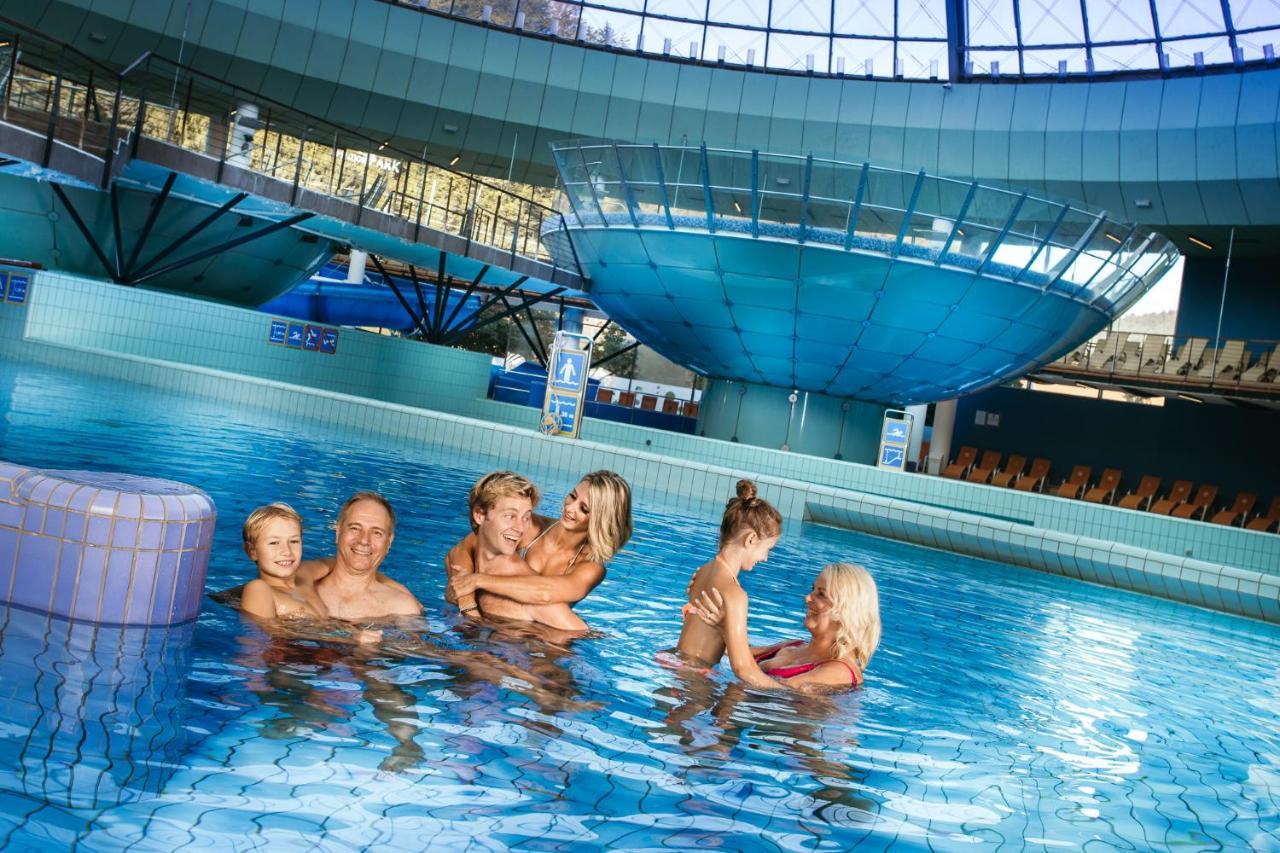 Hotel Thermana Park Lasko**** Superior Екстериор снимка